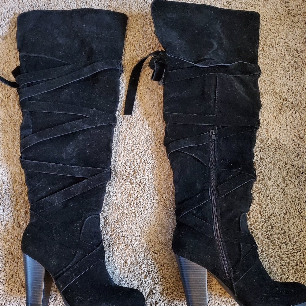 Shoedazzle size 6 thigh high